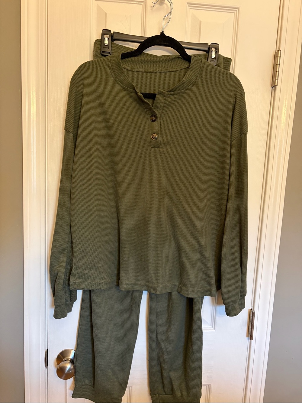 SHEIN Olive Green Waffle Knit Henley Pajama Set